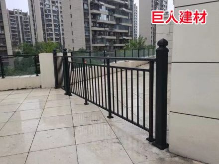 陽臺護(hù)欄